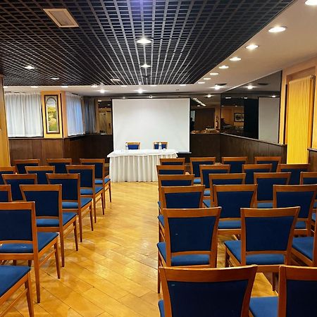 Hotel Les Jumeaux Courmayeur Luaran gambar