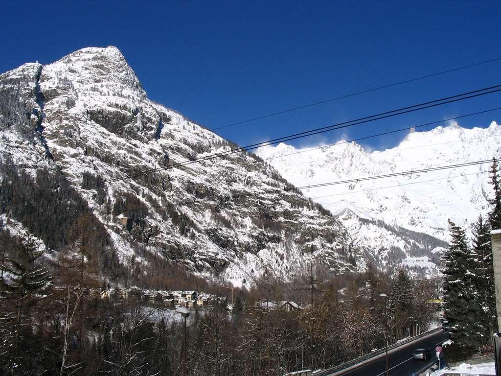 Hotel Les Jumeaux Courmayeur Luaran gambar