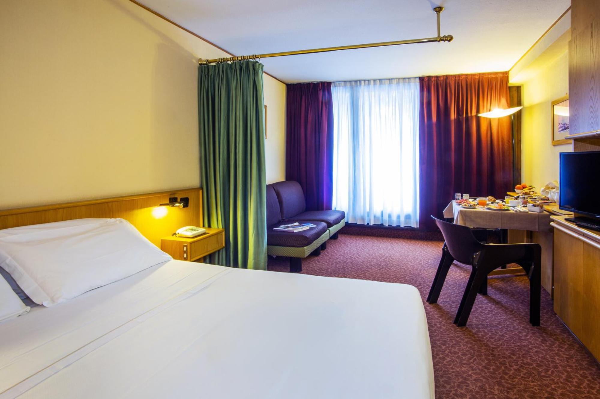 Hotel Les Jumeaux Courmayeur Luaran gambar