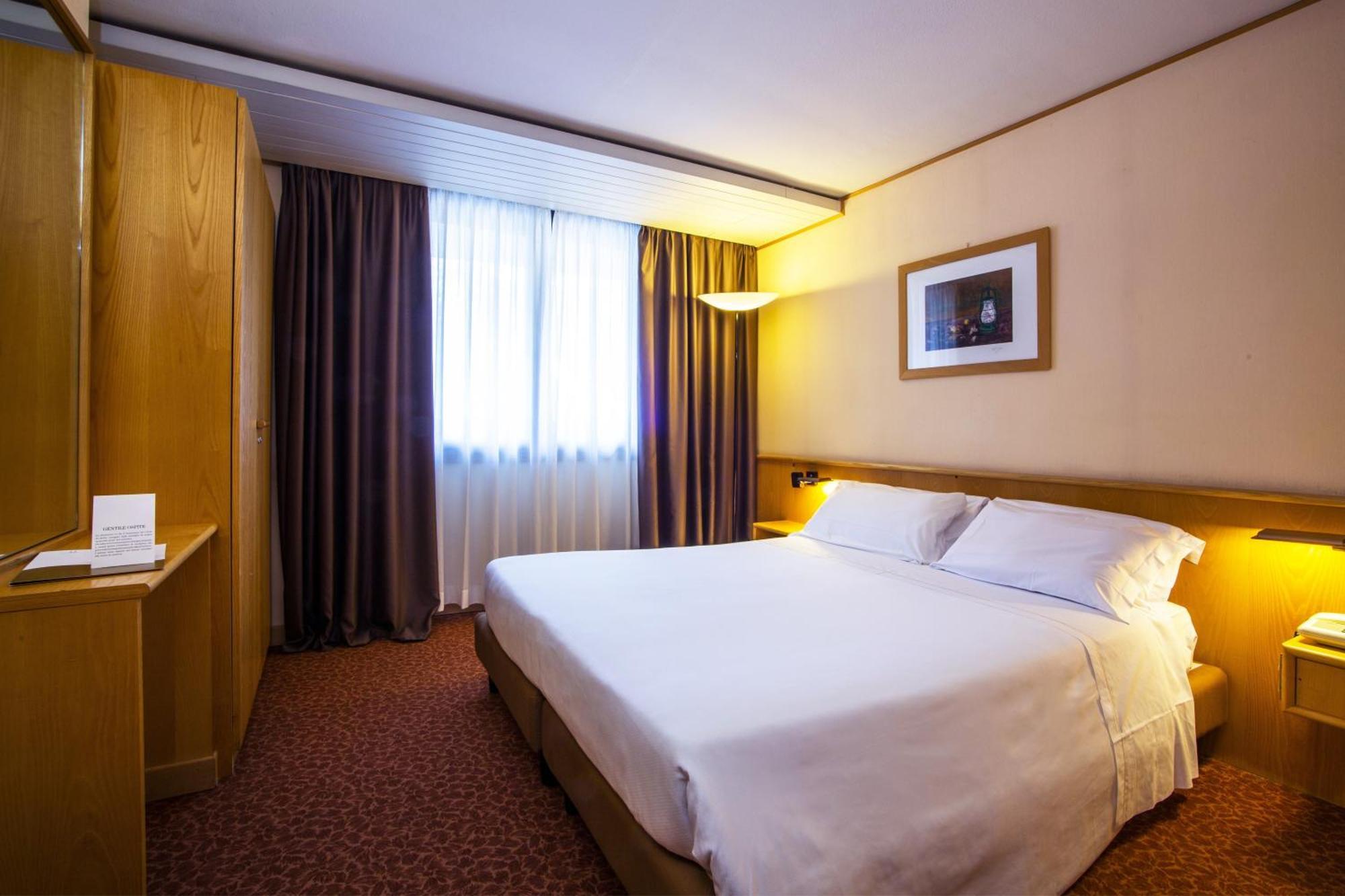 Hotel Les Jumeaux Courmayeur Luaran gambar