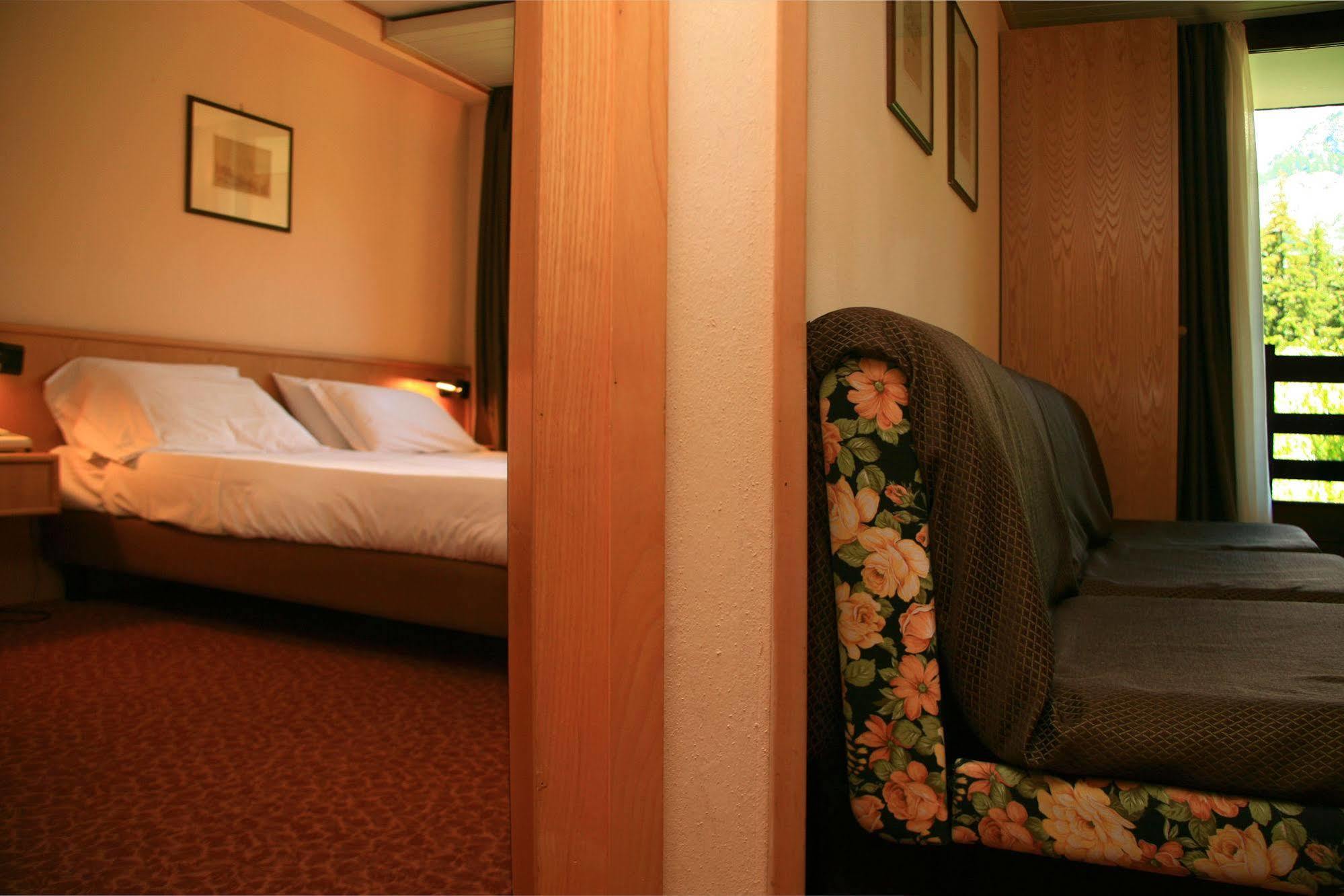Hotel Les Jumeaux Courmayeur Luaran gambar